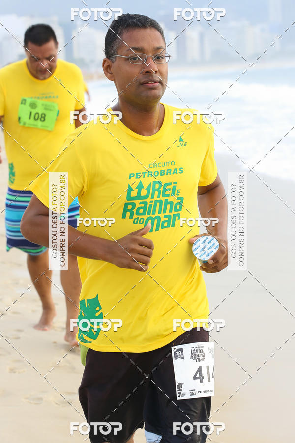 Buy your photos of the eventCircuito Petrobrs Rei e Rainha do Mar on Fotop