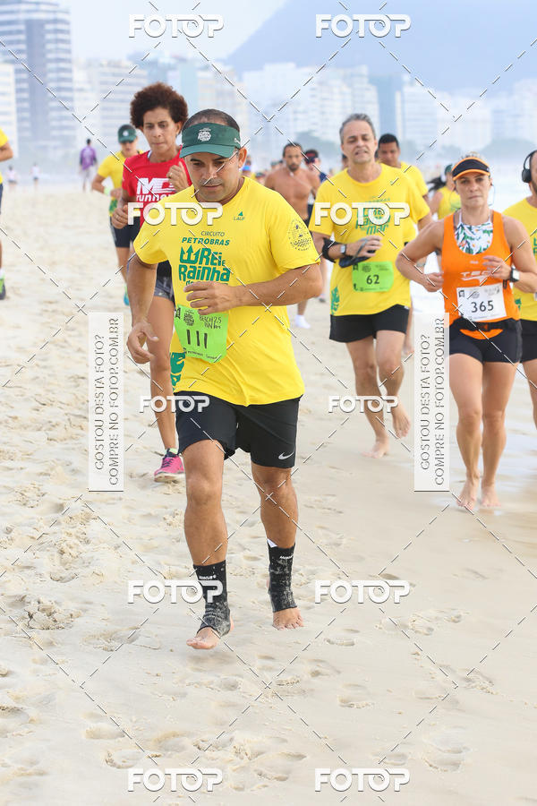 Buy your photos of the eventCircuito Petrobrs Rei e Rainha do Mar on Fotop