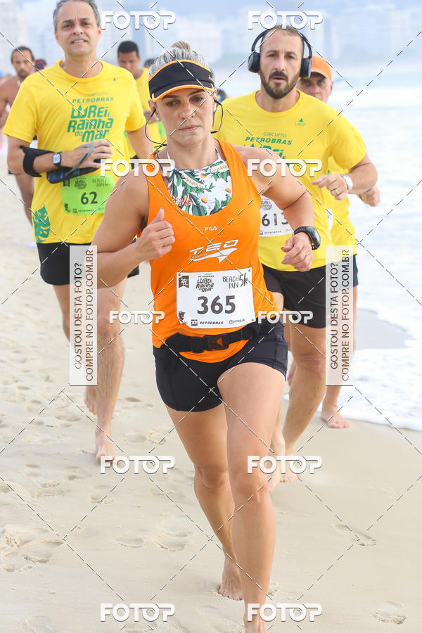Buy your photos of the eventCircuito Petrobrs Rei e Rainha do Mar on Fotop