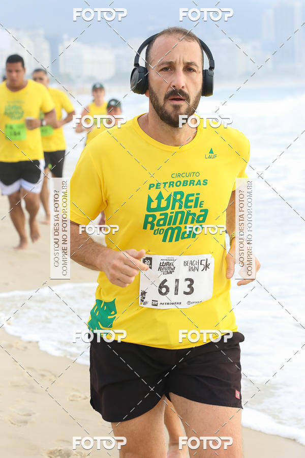 Buy your photos of the eventCircuito Petrobrs Rei e Rainha do Mar on Fotop