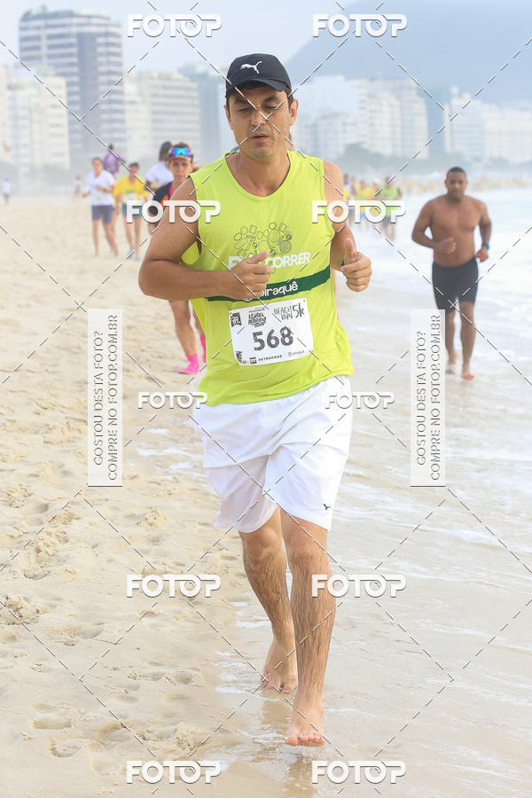 Buy your photos of the eventCircuito Petrobrs Rei e Rainha do Mar on Fotop