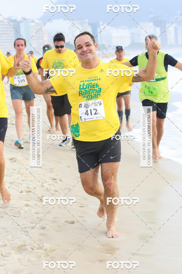 Buy your photos of the eventCircuito Petrobrs Rei e Rainha do Mar on Fotop