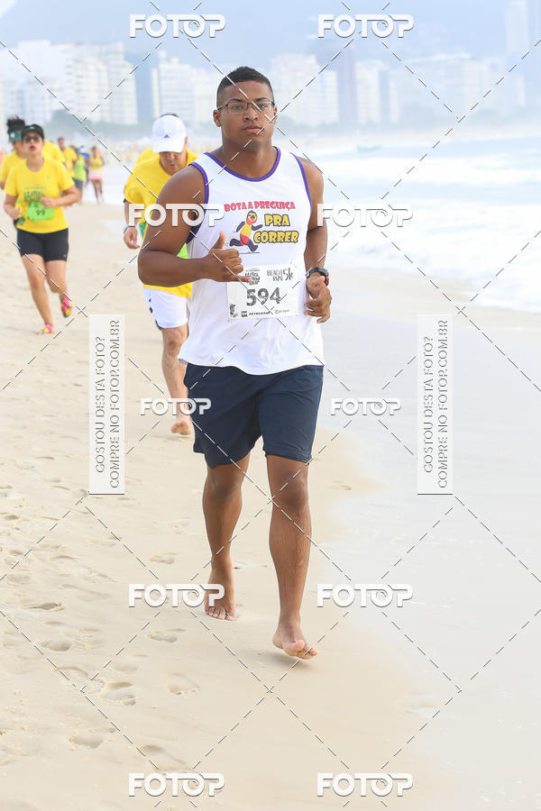 Buy your photos of the eventCircuito Petrobrs Rei e Rainha do Mar on Fotop