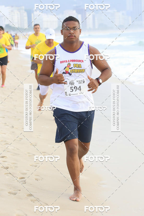 Buy your photos of the eventCircuito Petrobrs Rei e Rainha do Mar on Fotop