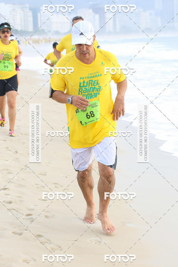 Buy your photos of the eventCircuito Petrobrs Rei e Rainha do Mar on Fotop