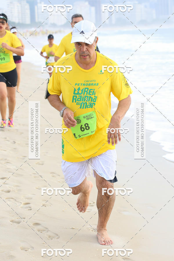 Buy your photos of the eventCircuito Petrobrs Rei e Rainha do Mar on Fotop