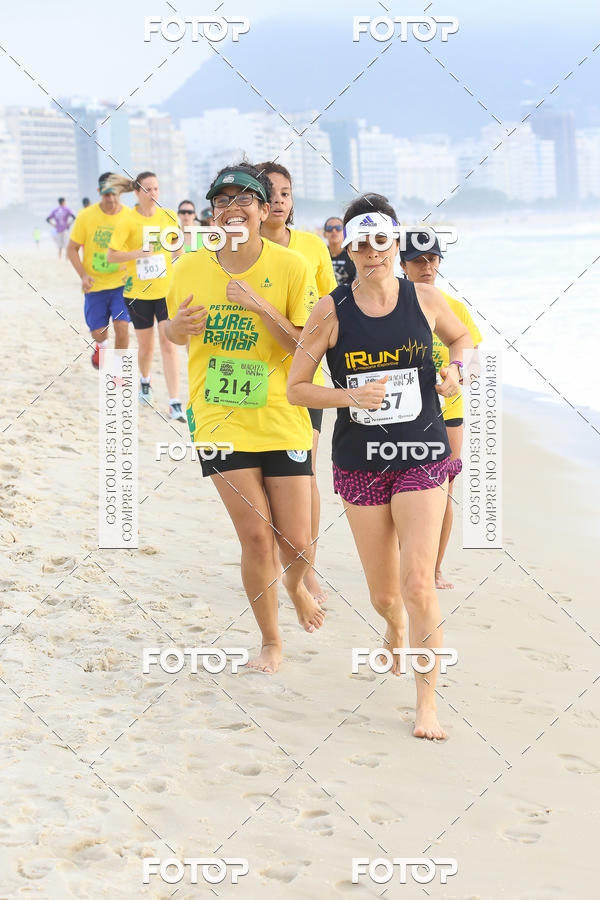 Buy your photos of the eventCircuito Petrobrs Rei e Rainha do Mar on Fotop
