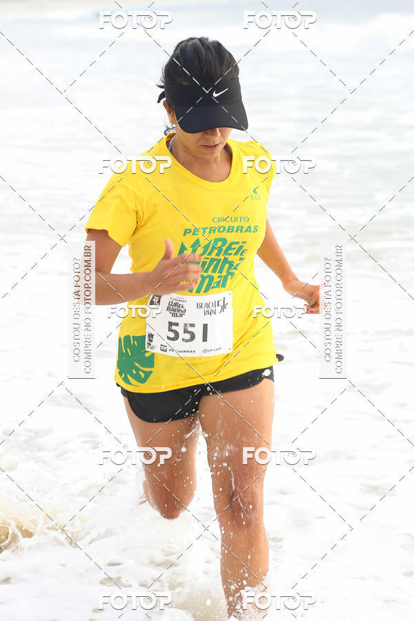 Buy your photos of the eventCircuito Petrobrs Rei e Rainha do Mar on Fotop