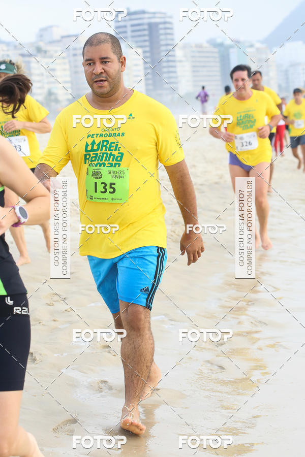 Buy your photos of the eventCircuito Petrobrs Rei e Rainha do Mar on Fotop