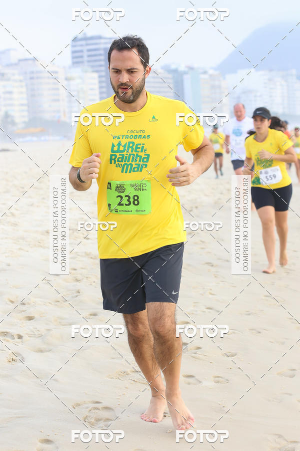 Buy your photos of the eventCircuito Petrobrs Rei e Rainha do Mar on Fotop