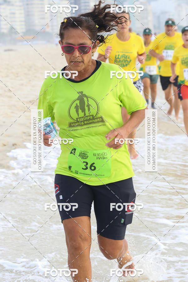 Buy your photos of the eventCircuito Petrobrs Rei e Rainha do Mar on Fotop