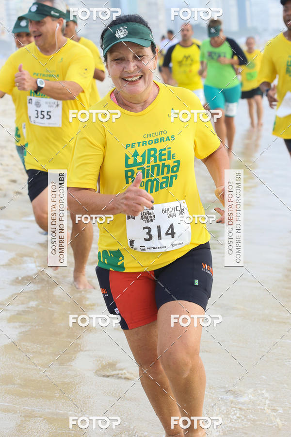 Buy your photos of the eventCircuito Petrobrs Rei e Rainha do Mar on Fotop