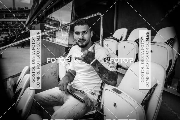 Buy your photos of the eventCorinthians X Atl�tico MG - Brasileir�o on Fotop