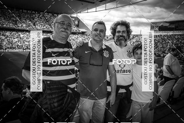 Buy your photos of the eventCorinthians X Atl�tico MG - Brasileir�o on Fotop