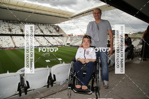 Buy your photos of the eventCorinthians X Atl�tico MG - Brasileir�o on Fotop