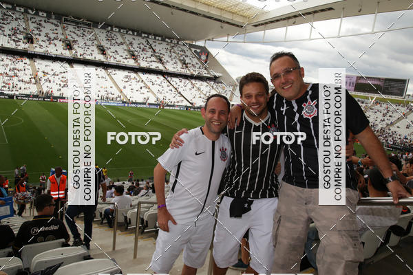 Buy your photos of the eventCorinthians X Atl�tico MG - Brasileir�o on Fotop