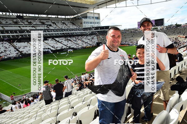 Buy your photos of the eventCorinthians X Atl�tico MG - Brasileir�o on Fotop