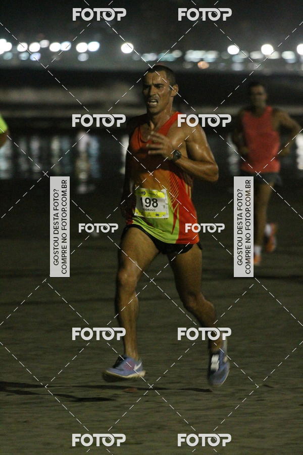 Buy your photos of the eventCircuito Jovem Pan Night Run - Etapa Santos on Fotop