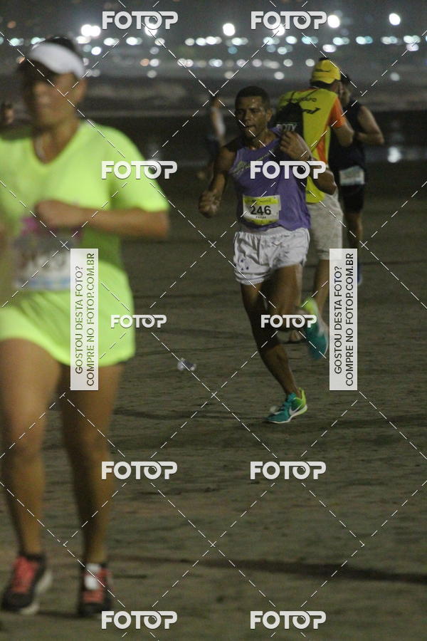 Buy your photos of the eventCircuito Jovem Pan Night Run - Etapa Santos on Fotop