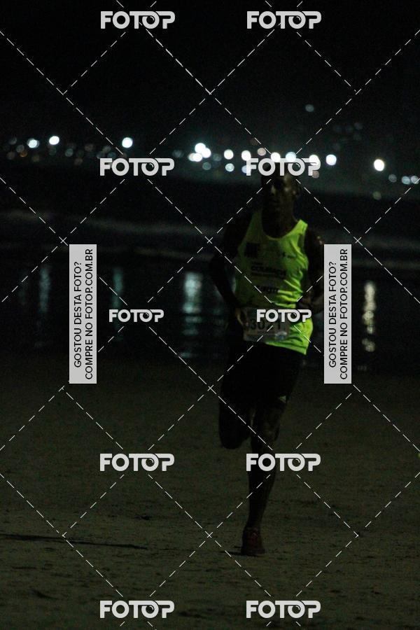 Buy your photos of the eventCircuito Jovem Pan Night Run - Etapa Santos on Fotop