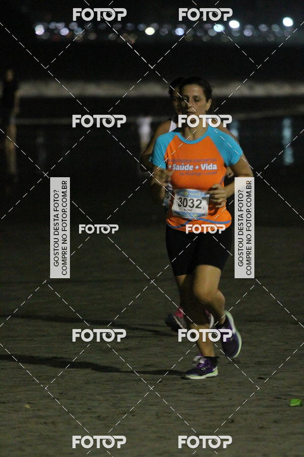Buy your photos of the eventCircuito Jovem Pan Night Run - Etapa Santos on Fotop