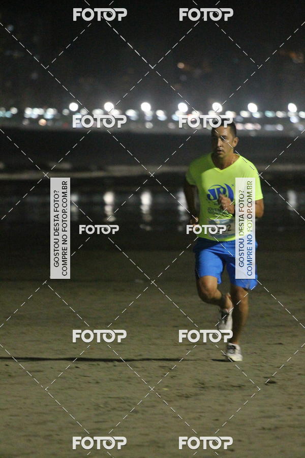 Buy your photos of the eventCircuito Jovem Pan Night Run - Etapa Santos on Fotop