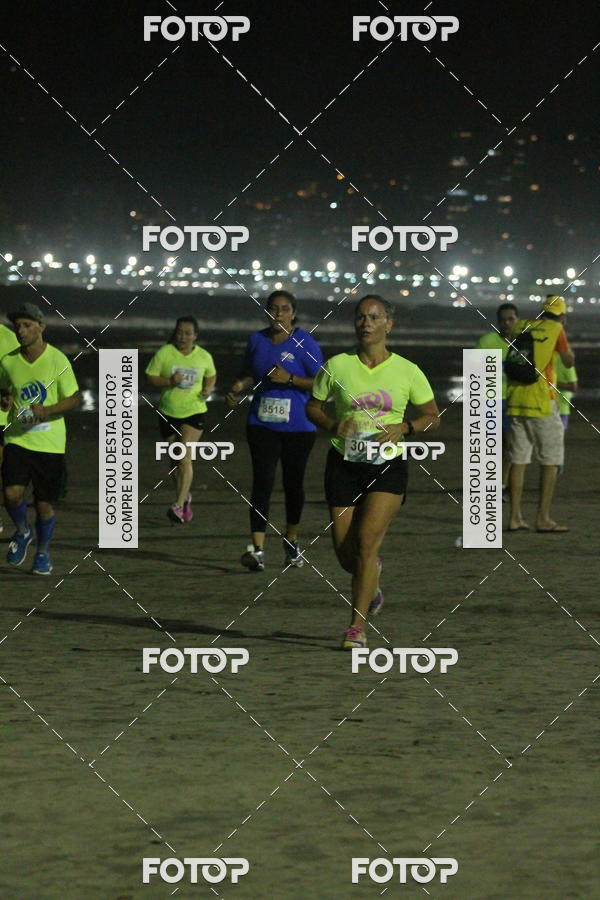 Buy your photos of the eventCircuito Jovem Pan Night Run - Etapa Santos on Fotop