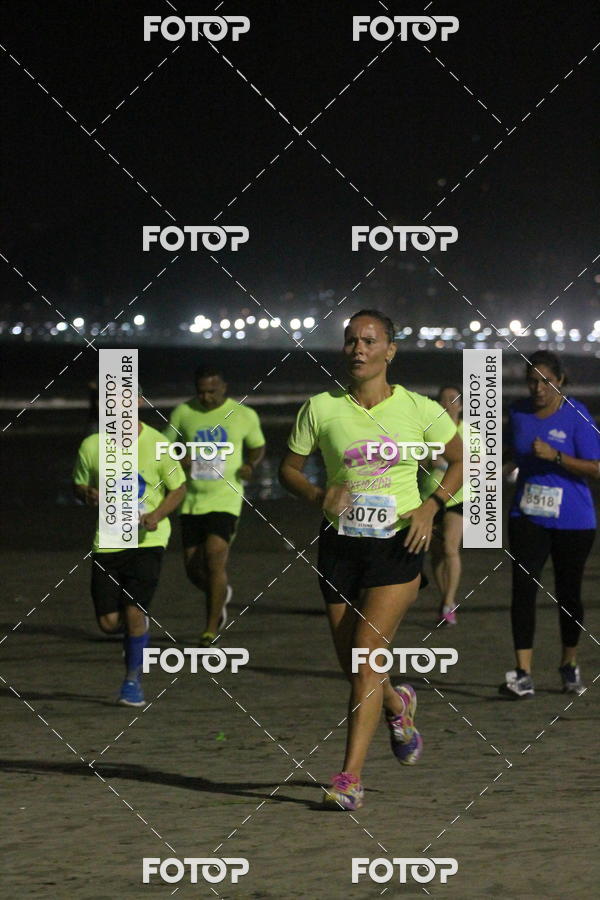 Buy your photos of the eventCircuito Jovem Pan Night Run - Etapa Santos on Fotop