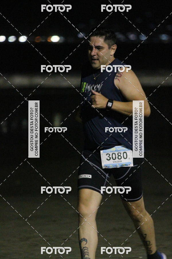 Buy your photos of the eventCircuito Jovem Pan Night Run - Etapa Santos on Fotop