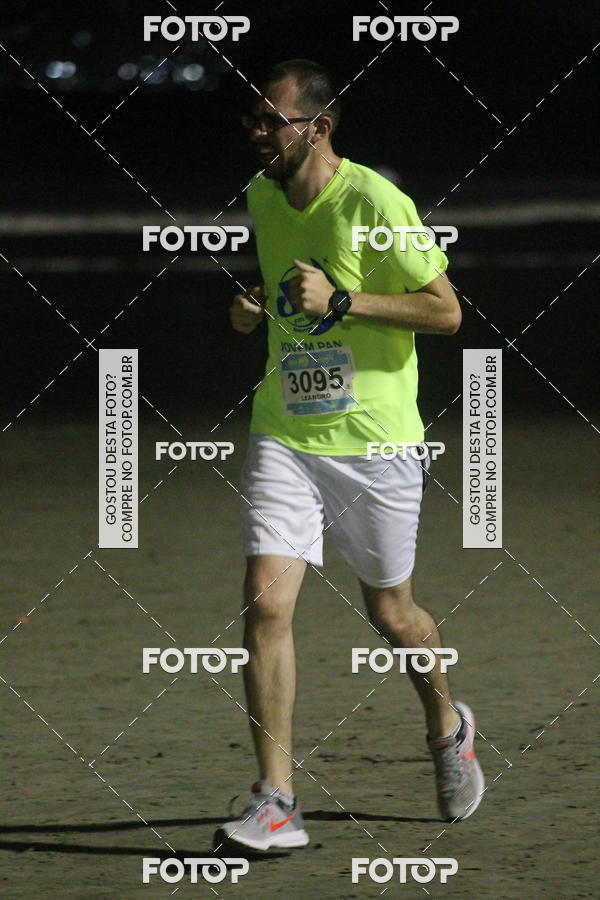 Buy your photos of the eventCircuito Jovem Pan Night Run - Etapa Santos on Fotop