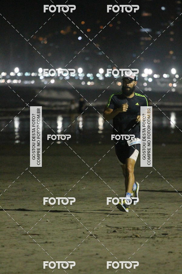 Buy your photos of the eventCircuito Jovem Pan Night Run - Etapa Santos on Fotop