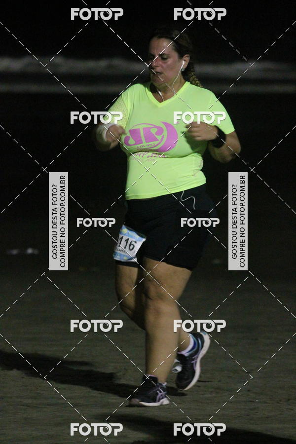 Buy your photos of the eventCircuito Jovem Pan Night Run - Etapa Santos on Fotop