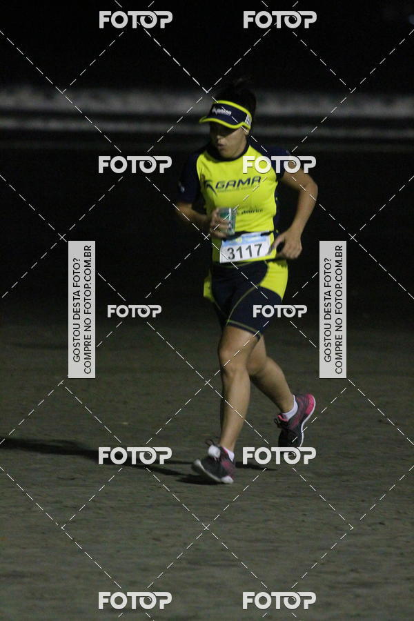 Buy your photos of the eventCircuito Jovem Pan Night Run - Etapa Santos on Fotop