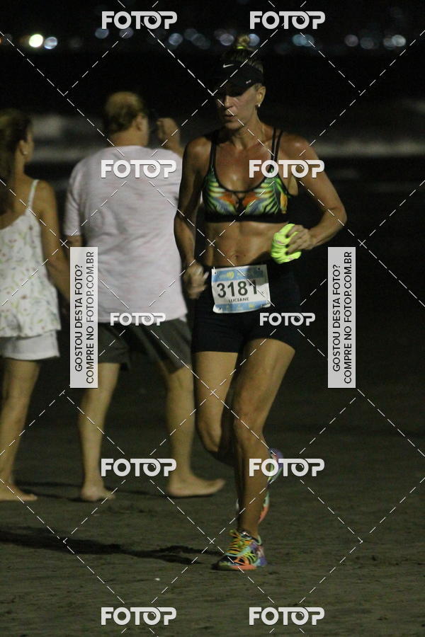Buy your photos of the eventCircuito Jovem Pan Night Run - Etapa Santos on Fotop