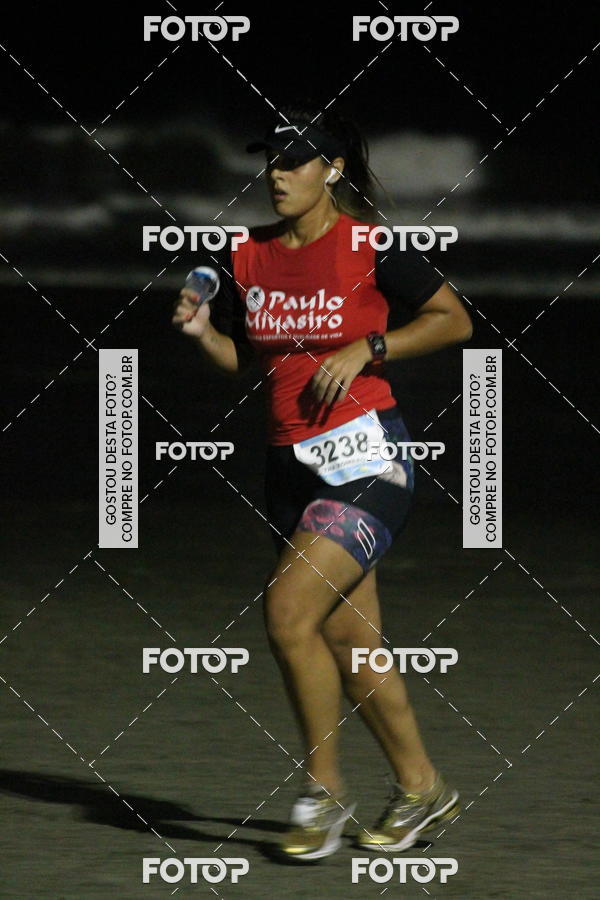 Buy your photos of the eventCircuito Jovem Pan Night Run - Etapa Santos on Fotop