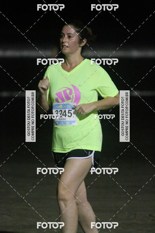 Buy your photos of the eventCircuito Jovem Pan Night Run - Etapa Santos on Fotop