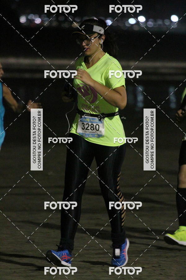 Buy your photos of the eventCircuito Jovem Pan Night Run - Etapa Santos on Fotop