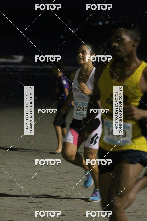 Buy your photos of the eventCircuito Jovem Pan Night Run - Etapa Santos on Fotop