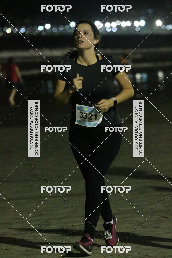 Buy your photos of the eventCircuito Jovem Pan Night Run - Etapa Santos on Fotop