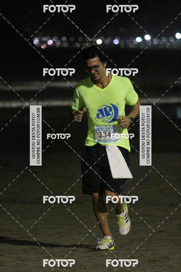 Buy your photos of the eventCircuito Jovem Pan Night Run - Etapa Santos on Fotop