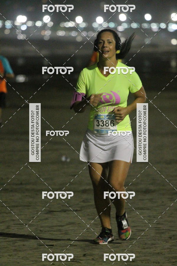 Buy your photos of the eventCircuito Jovem Pan Night Run - Etapa Santos on Fotop