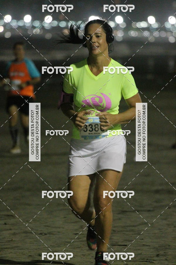 Buy your photos of the eventCircuito Jovem Pan Night Run - Etapa Santos on Fotop