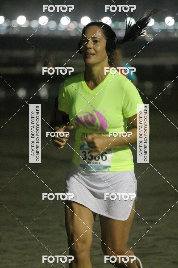 Buy your photos of the eventCircuito Jovem Pan Night Run - Etapa Santos on Fotop