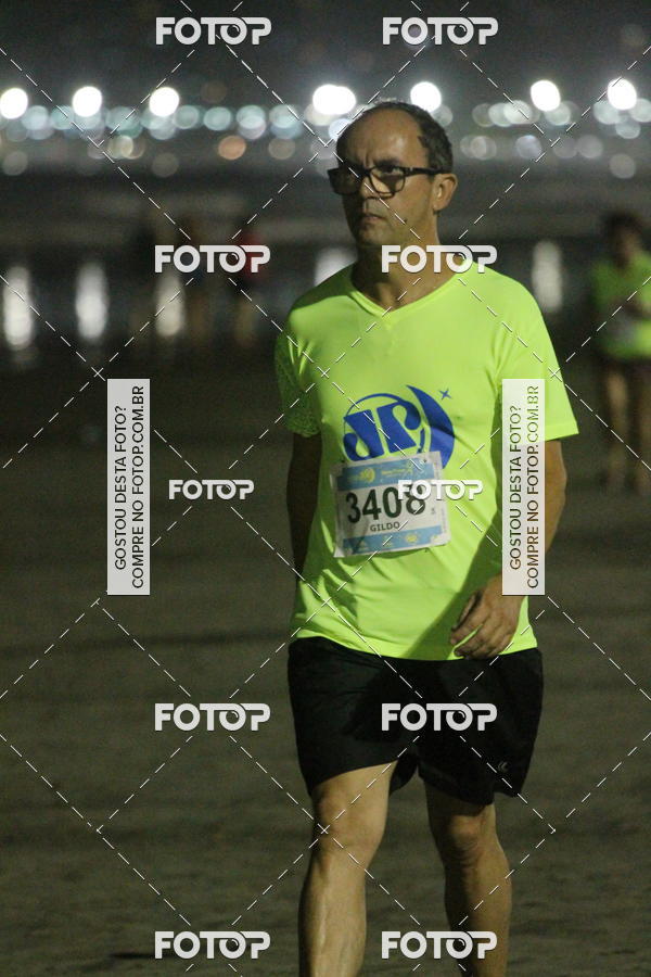 Buy your photos of the eventCircuito Jovem Pan Night Run - Etapa Santos on Fotop