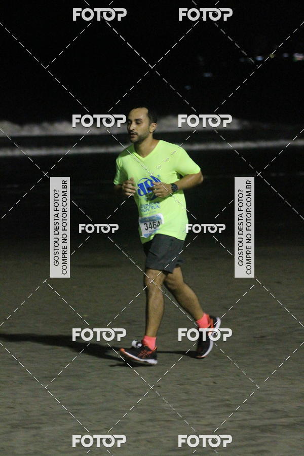Buy your photos of the eventCircuito Jovem Pan Night Run - Etapa Santos on Fotop