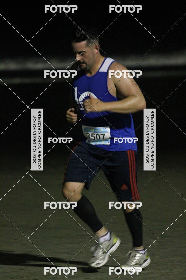 Buy your photos of the eventCircuito Jovem Pan Night Run - Etapa Santos on Fotop