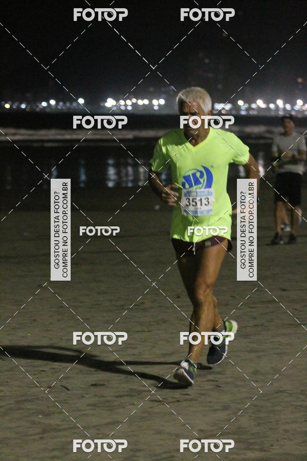 Buy your photos of the eventCircuito Jovem Pan Night Run - Etapa Santos on Fotop