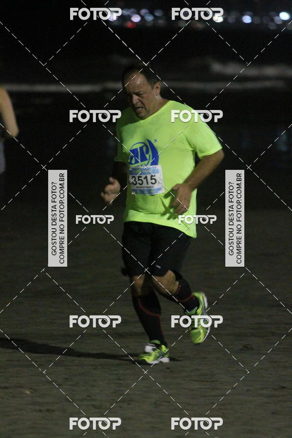 Buy your photos of the eventCircuito Jovem Pan Night Run - Etapa Santos on Fotop