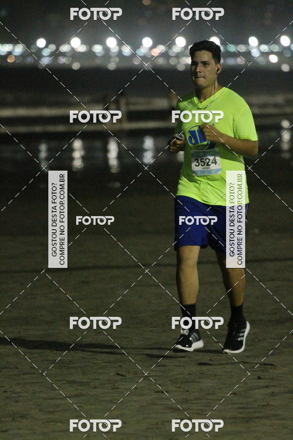 Buy your photos of the eventCircuito Jovem Pan Night Run - Etapa Santos on Fotop
