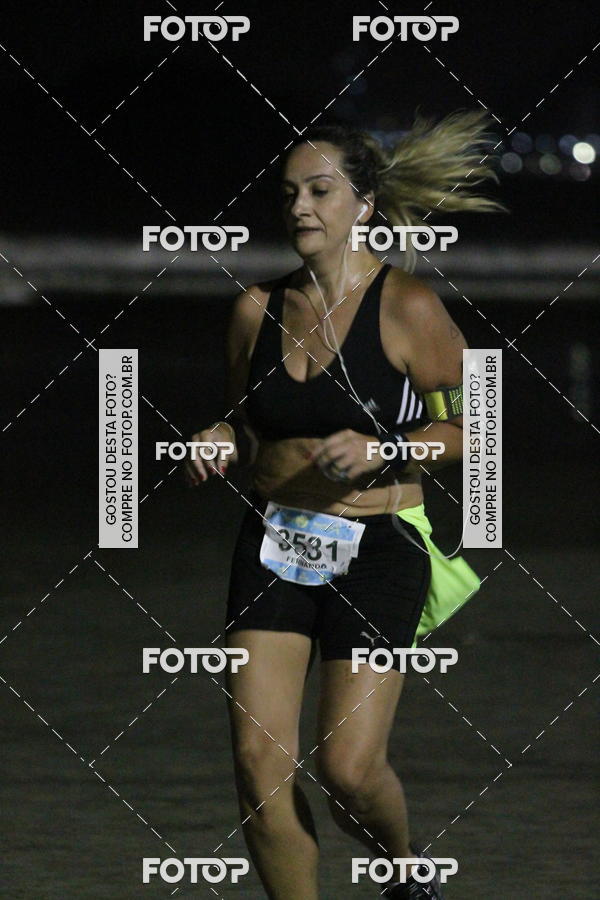 Buy your photos of the eventCircuito Jovem Pan Night Run - Etapa Santos on Fotop